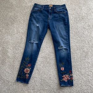 Driftwood Rosalee Floral Embroidered Distressed Frayed Hem Skinny Jean
